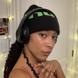 Meet your Posher, Noemie